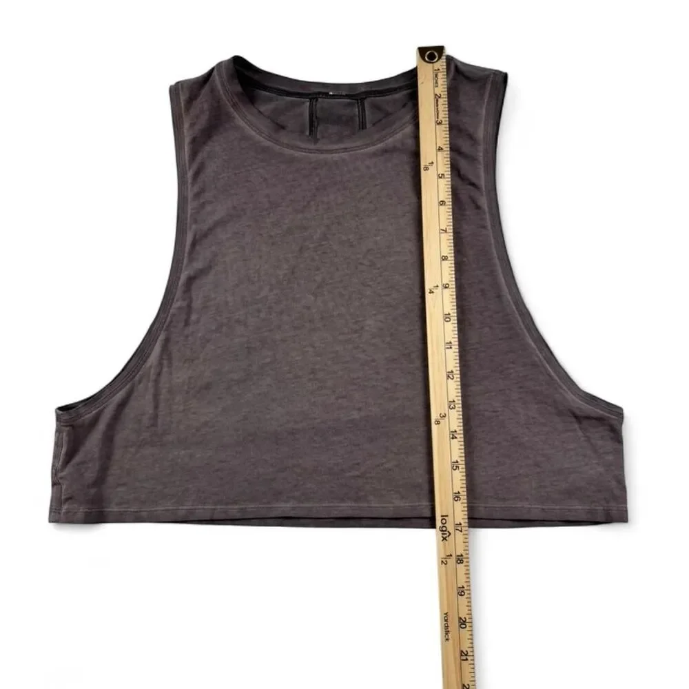 Lululemon Grey Cropped Tank Top Size 10 | Athletic Workout